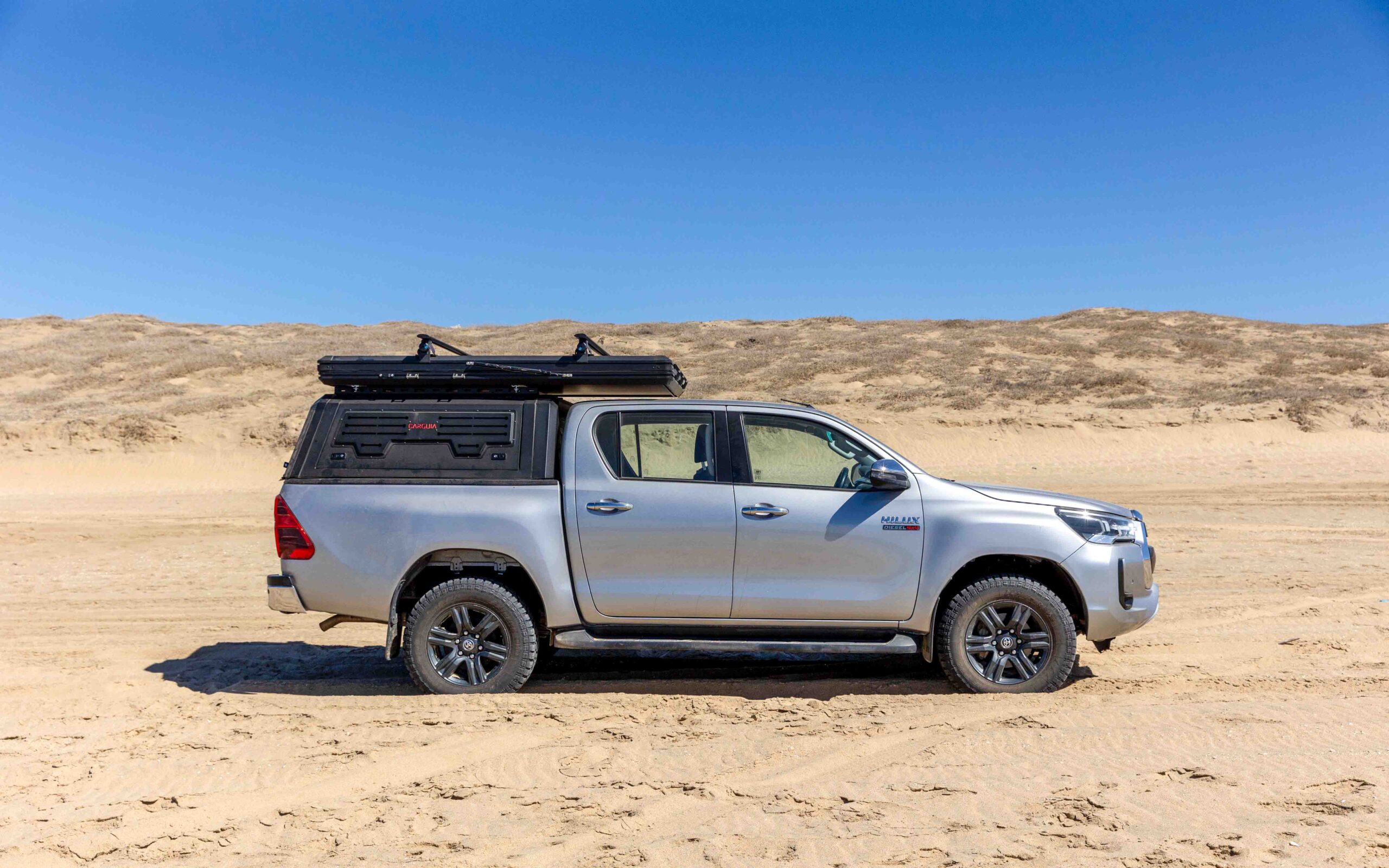 Toyota Hilux 4x4 Camper with pop-up tent for Baja California adventures
